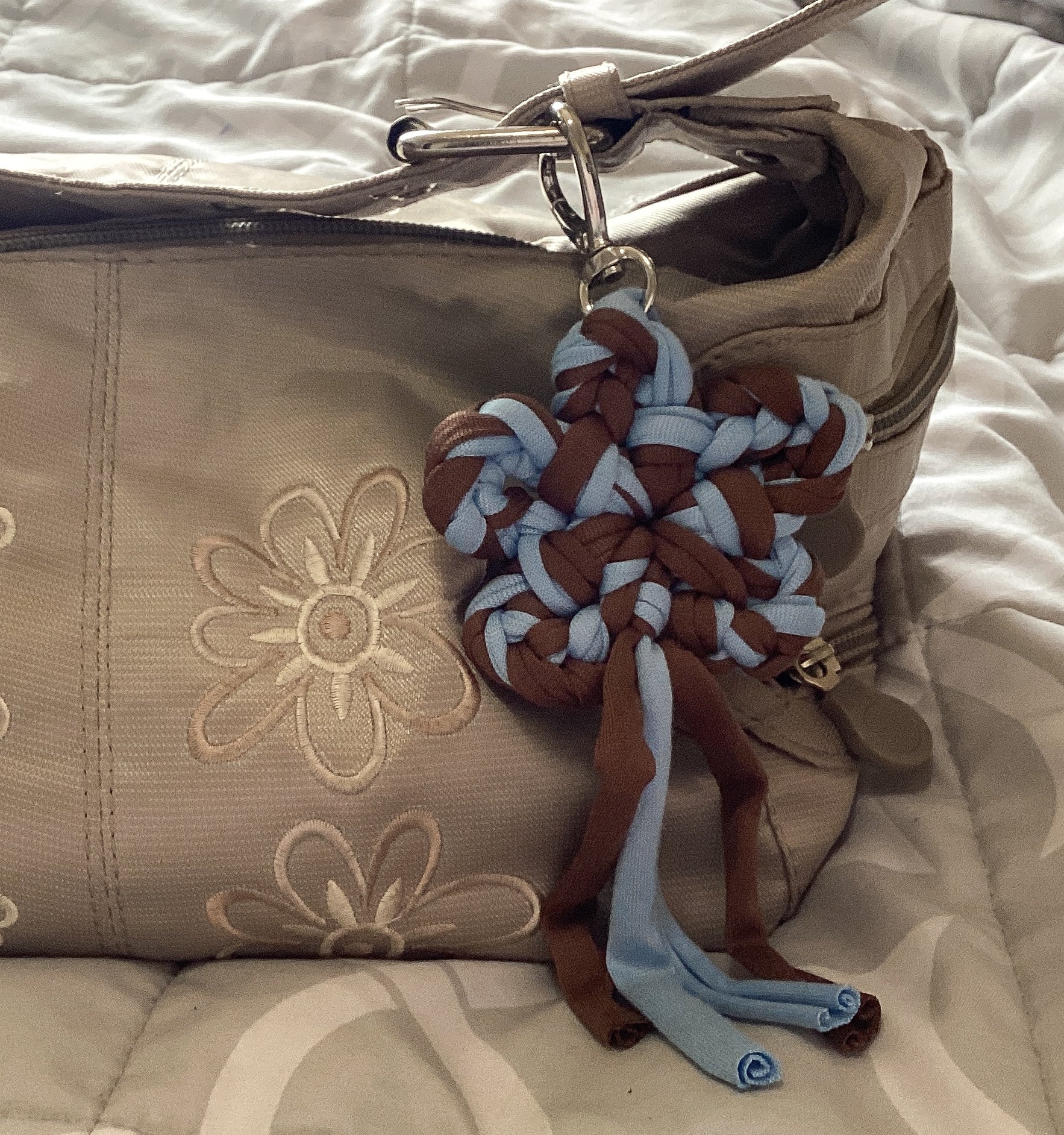 Flower keychain